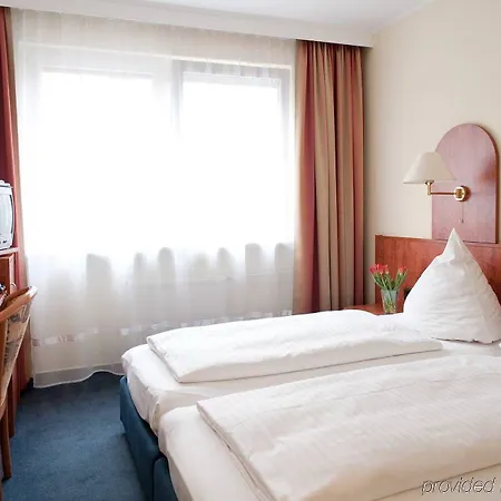 Falk Hotel