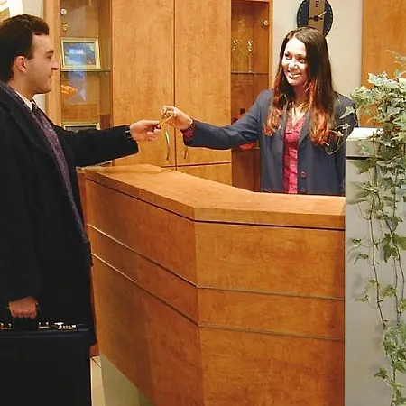 Отель Falk Франкфурт-на-Майне